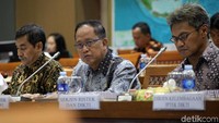 Komisi VII juga mendesak Menrintek Dikti agar BPPT melakukan inovasi teknologi tepat guna yang dapat diimplementasi dengan mengakomodasi aspirasi masyarakat di daerah.