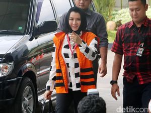 Bupati Cantik Rita Kembali Diperiksa KPK