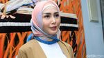 Penampilannya Dipuji, Fenita Arie Justru Takut