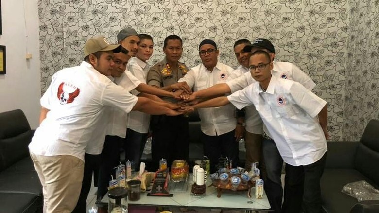 Bina Pria Kemayu, Kapolres Aceh Utara: Mereka Sudah Kembali ke Kodrat Bina Pria Kemayu, Kapolres Aceh Utara: Mereka Sudah Kembali ke Kodrat