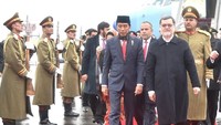 Jokowi dan rombongan tiba di Bandara Internasional Hamid Karzai, Kabul, Afghanistan, Senin 29 Januari 2018 pukul 11.40 Waktu Setempat (WS) atau 14.10 WIB. (Foto: Rusman - Biro Pers Setpres)