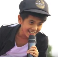 Inilah sosok imut Iqbaal Ramadhan di tahun 2011 saat usianya masih 12 tahun.  Foto: dok. Youtube