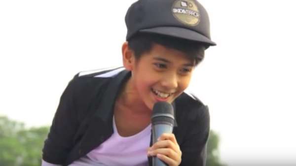 Mengintip Metamorfosis Iqbaal Ramadhan dari Waktu ke Waktu Mengintip Metamorfosis Iqbaal Ramadhan dari Waktu ke Waktu
