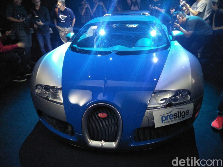 Bugatti Veyron Sapa Miliarder Indonesia, Prestige: Selamat Datang di Era Hypercar Foto: Ruly Kurniawan Bugatti Veyron Sapa Miliarder Indonesia, Prestige: Selamat Datang di Era Hypercar Foto: Ruly Kurniawan