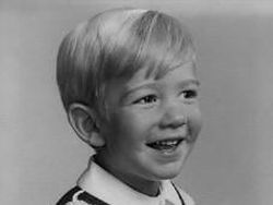 Potret Langka Orang Terkaya Dunia dengan Harta Rp 1.515 Triliun