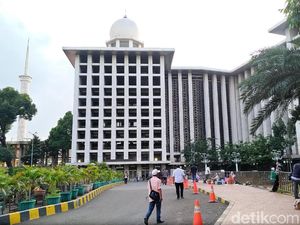 Menikmati Kemeriahan Masjid Istiqlal di Ramadan 2018