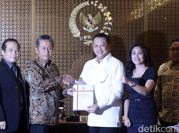 BPK Audiensi ke Pansus Pelindo di DPR