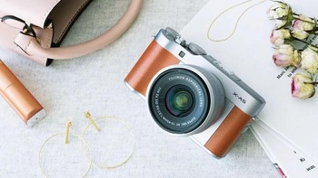 Kamera Fujifilm X-A5 menjadi penerus X-A3. Foto: Fujifilm