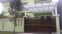 Menurut warga, pemilik rumah jarang bersosialisasi