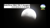 Saat ini sudah memasuki fase Gerhana Sebagian (U1). Hasil pengamatan dari Balai Besar MKG Wil. V Jayapura. (Dok. BMKG)