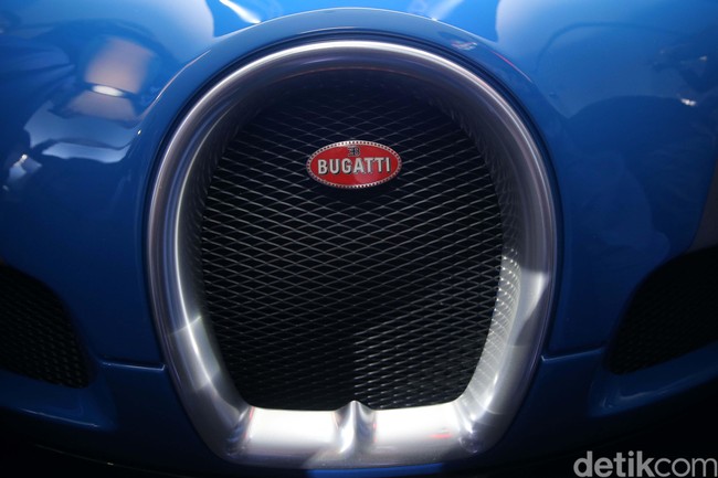 Oli Bugatti Sama dengan Beli Innova dan Jakut Banyak Mobil Mewah Tak Bayar Pajak