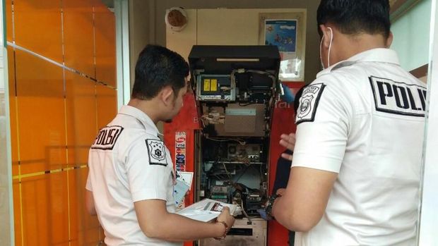 Mesin ATM BNI Berisi Rp 300 Juta Nyaris Dirampok