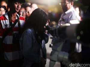 Warga Serbu TIM, Penasaran Lihat Gerhana Bulan Total