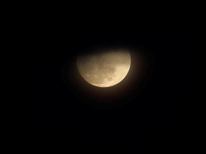 5 Mitos Dampak Supermoon Terhadap Kesehatan