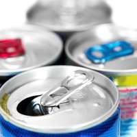 Minuman energi sangat tinggi kandungan acid dan gula. Musuh besar gigi sehat. Foto: Thinkstock