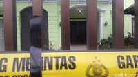 rumah mewah ini digaris polisi