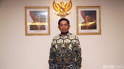 Jejak 7 Bulan Idrus Marham Jabat Mensos hingga Akhirnya Mundur