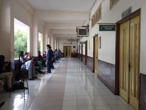 Foto: Suasana di PN Jakut Jelang Sidang Cerai Perdana Ahok-Vero