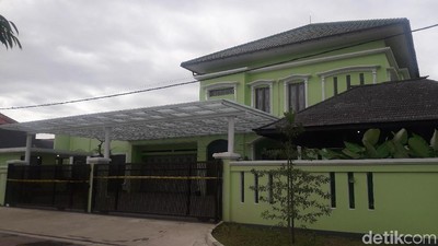 Begini Mewahnya Rumah Bos SBL yang Tipu 12 Ribu Jemaah Umrah