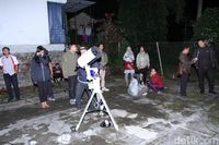 Tertutup Awan, Fenomena Super Blue Blood Tidak Terlihat di Bandung