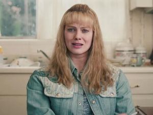 Melihat Penampilan Margot Robbie di I, Tonya