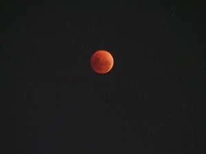 Penampakan Mars Lengkapi Gerhana Bulan Terlama Abad 21