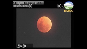 LAPAN menyebutkan durasi lama karena Bulan jauh dari Bumi (di titik apogee, tampak sebagai micromoon) kebalikan dari super blood moon Januari lalu. (Foto: Puncak gerhana bulan total (Dok. BMKG))