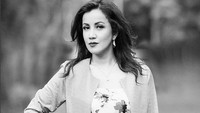 Andi Soraya tetap cantik meski sudah melahirkan. Foto: Dok.Instagram/andisorayabeatrix