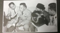 Jenderal Besar TNI AH Nasution wafat pada September 2000 silam (Foto: Dok. Buku Jenderal Tanpa Pasukan Politisi Tanpa Partai (grafitipers))