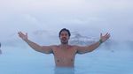 Saat Rio Dewanto & Chicco Jerikho Berendam Bareng di Islandia