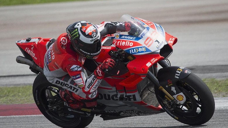 Lorenzo: Basis Desmosedici Bagus, tapi Belum Maksimal Lorenzo: Basis Desmosedici Bagus, tapi Belum Maksimal