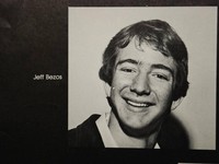 Jeff Bezos Manusia Terkaya