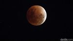 Penampakan Super Blue Blood Moon di Jakarta