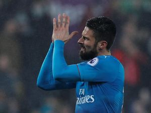 Wenger soal Transfer Giroud dan Aubameyang: Tunggu Saja