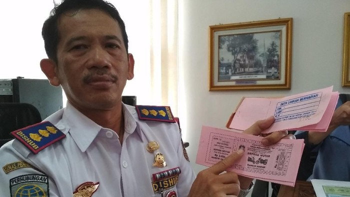 Asyik, Parkir di Kota Blitar Bisa Dapat Motor