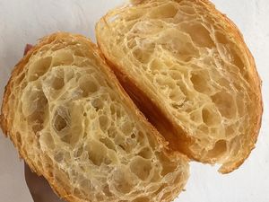 Mengintip Proses Pembuatan Croissant Enak Buatan Beccas