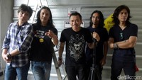 Bersama band lamanya, Kidnap Katrina, Anang Hermansyah kembali. Mereka bersiap merilis single. Foto: Noel/detikHOT