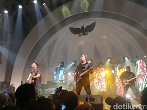 Tidak Ada Musik Indie di Indonesia!