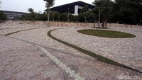 Penataan kawasan GBK dilakukan untuk menciptakan lansekap GBK yang lebih berkualitas menyatu dengan bangunannya.