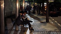 Tidak ada lagi PKL yang berdagang di situ.