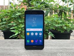 Unboxing Galaxy J2 Pro, Ponsel Anak Muda Rp 1,9 Juta