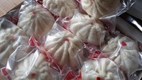 Bakpao Sayang yang dicetak bentuk bunga ini ukurannya besar. Empuk teksturnya dan banyak isiannya.Foto: Istimewa
