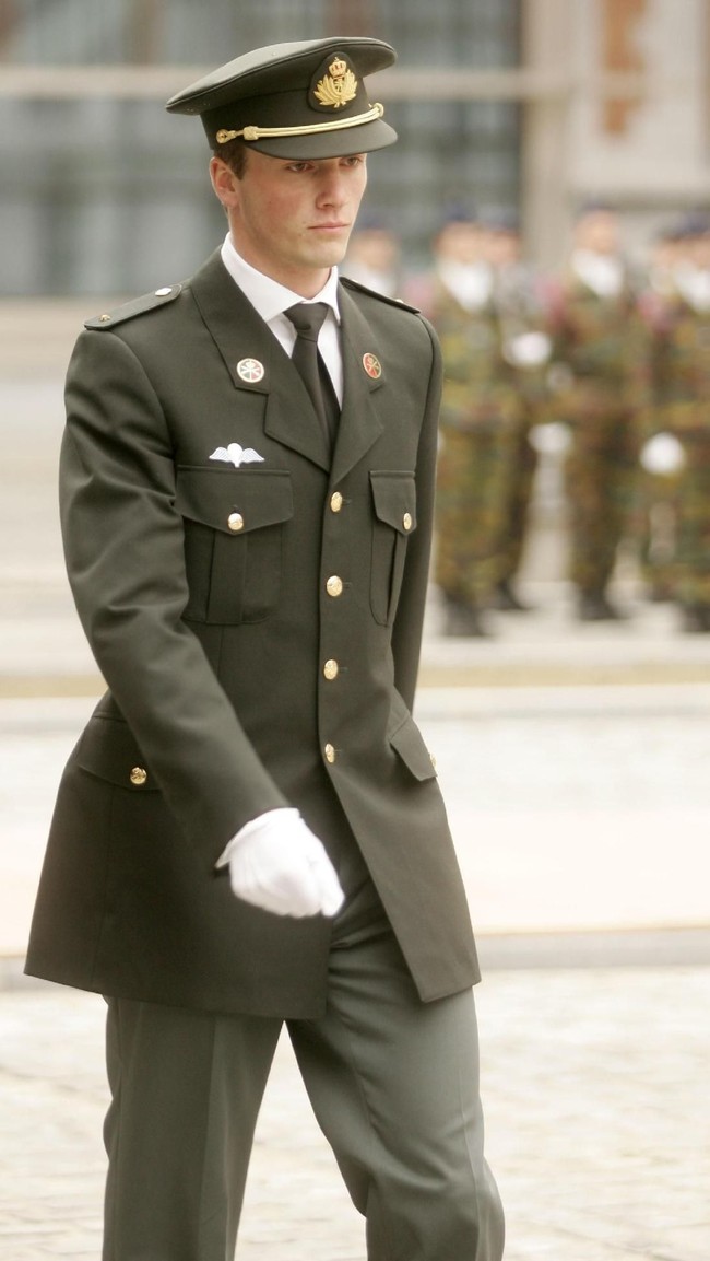 Pangeran Amedeo dari Belgia memiliki ketampanan yang bikin wanita meleleh. Pangeran Amedeo merupakan ponakan dari Raja Philippe dari Belgia.  Foto: Getty Images