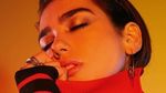 Penampilan Seksi Dua Lipa