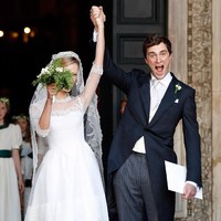 Pria 32 tahun itu urutan keenam pewaris tahta. Namun Pangeran Amedeo melepas tahtanya tersebut.  Foto: Getty Images