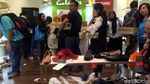 Diserbu Pembeli Jelang Tutup, Sepatu di Clarks GI Berantakan