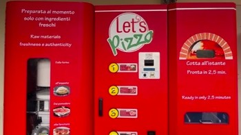 Di vending machine ini, pembeli bisa mendapatkan pizza hangat dalam waktu sekitar 3 menit. Foto: istimewa