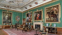 Dari sejumlah hantu yang dikabarkan gentayangan di sana, hantu Raja Henry VIII disebut kerap berkeliaran di sekitar aula kastil tersebut (windsor.gov.uk)