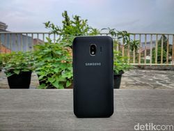 Unboxing Galaxy J2 Pro, Ponsel Anak Muda Rp 1,9 Juta