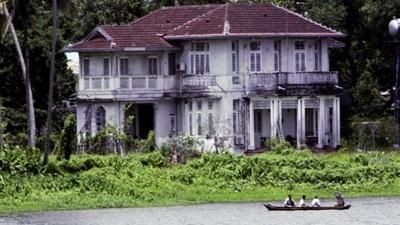 Foto: Ini Rumah Suu Kyi di Tepi Danau yang Dilempar Bom Molotov